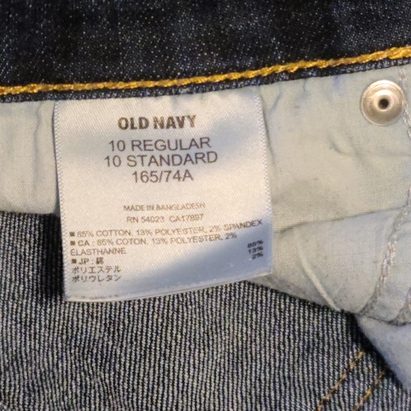 Size 10 Old Navy standard fit jean - Picture 4 of 7